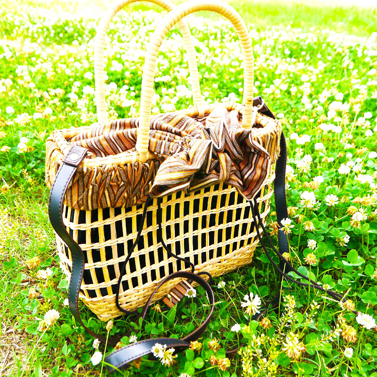 A basket bag that makes you want to go on a picnic. Made in Indonesia